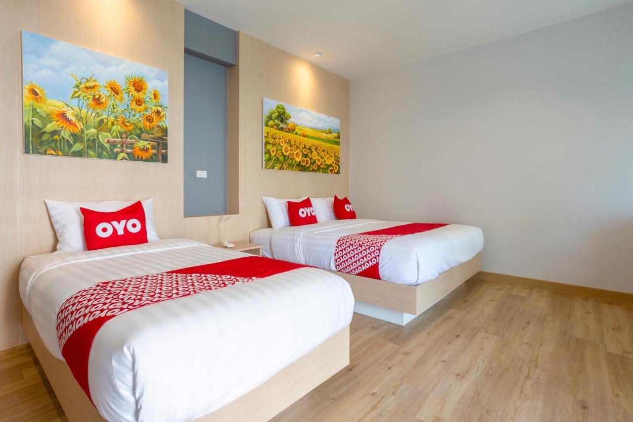 Oyo 1053 Bloom Guest House Chiang Mai Exterior photo