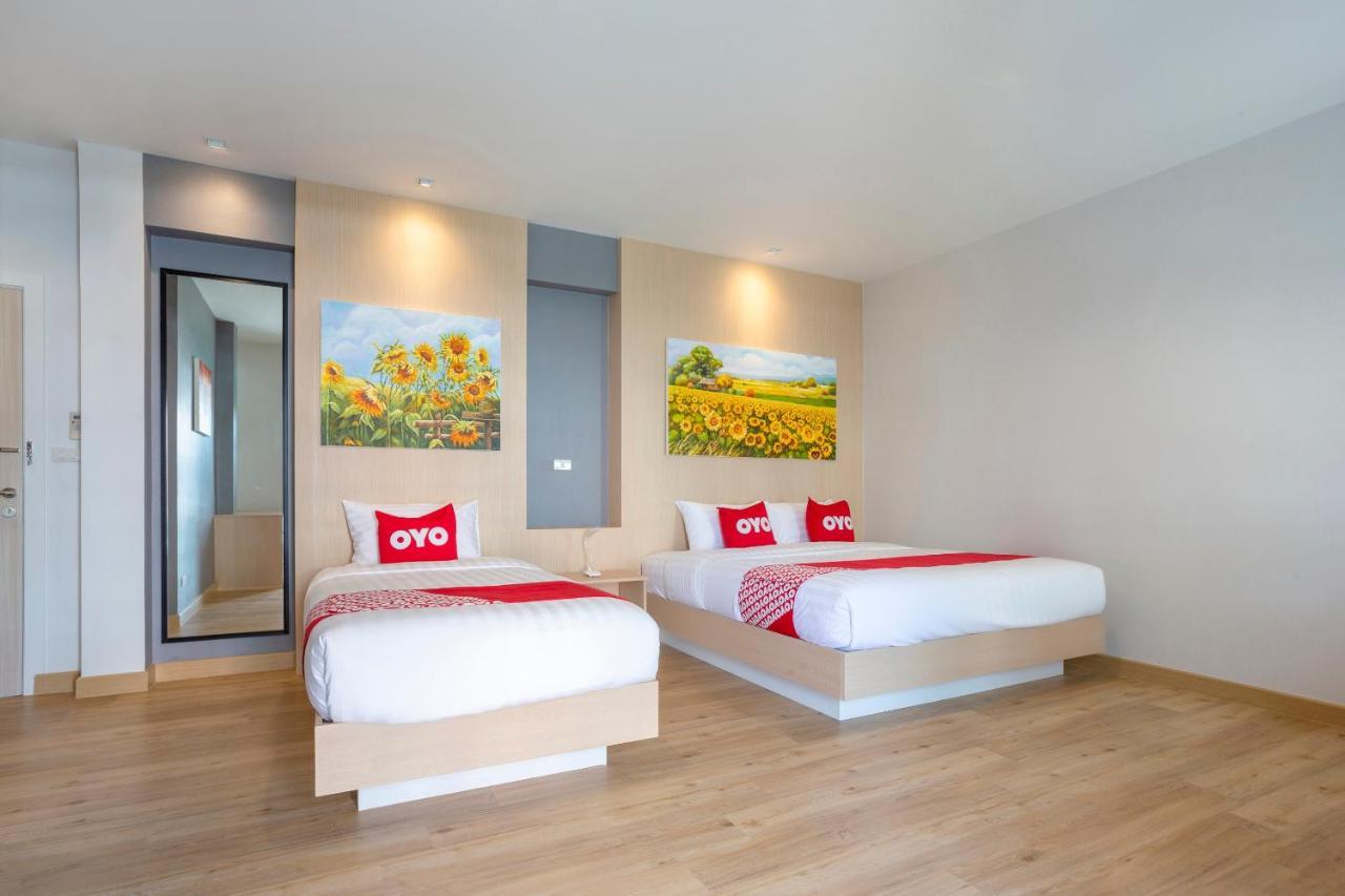 Oyo 1053 Bloom Guest House Chiang Mai Exterior photo