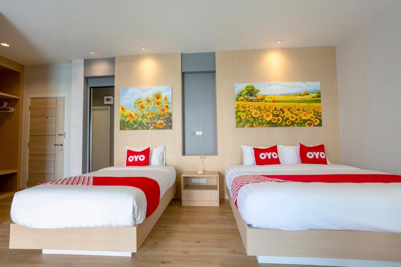 Oyo 1053 Bloom Guest House Chiang Mai Exterior photo